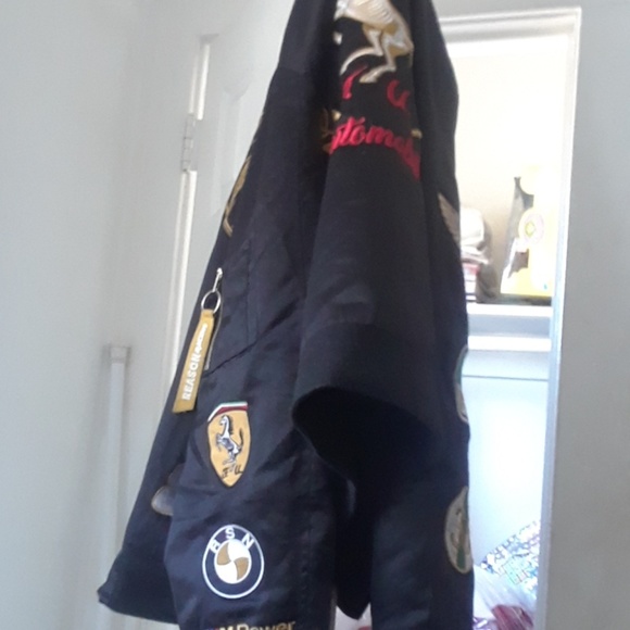 Jordan 11 - Picture 2 of 2